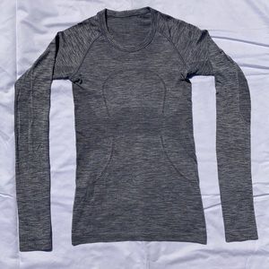 Lululemon long sleeve